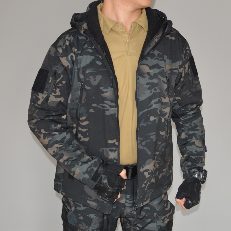 Picture of Shark skin soft shell jacket men's winter fishing clothing waterproof fleece riding mountaineering clothing breathable windproof coat autumn