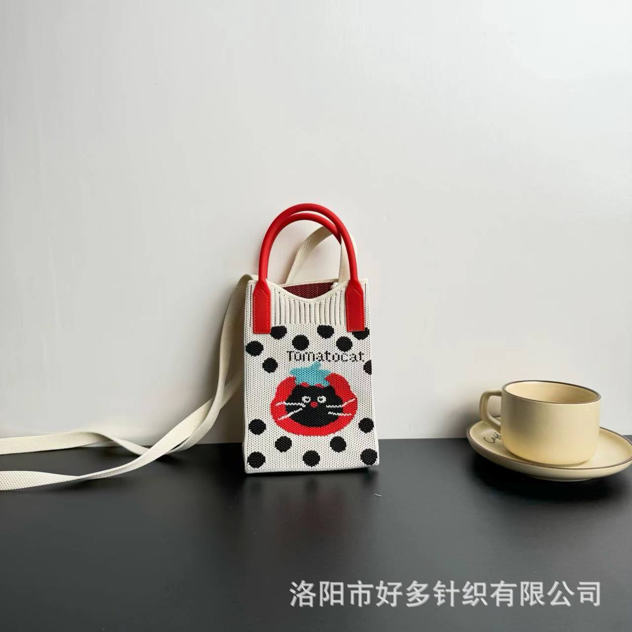 Picture of Advanced Sense Ins Mobile Phone Bag New Cartoon Knitted Bag Dopamine Niche All-match Crossbody Shoulder Bag Handbag