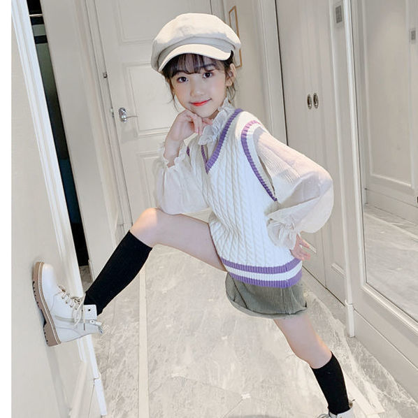 Picture of Girls' Internet Popular Vest Sweater Spring and Autumn New Arrival CUHK Children's College Style V-Neck Stylish Wool Knitted Vest