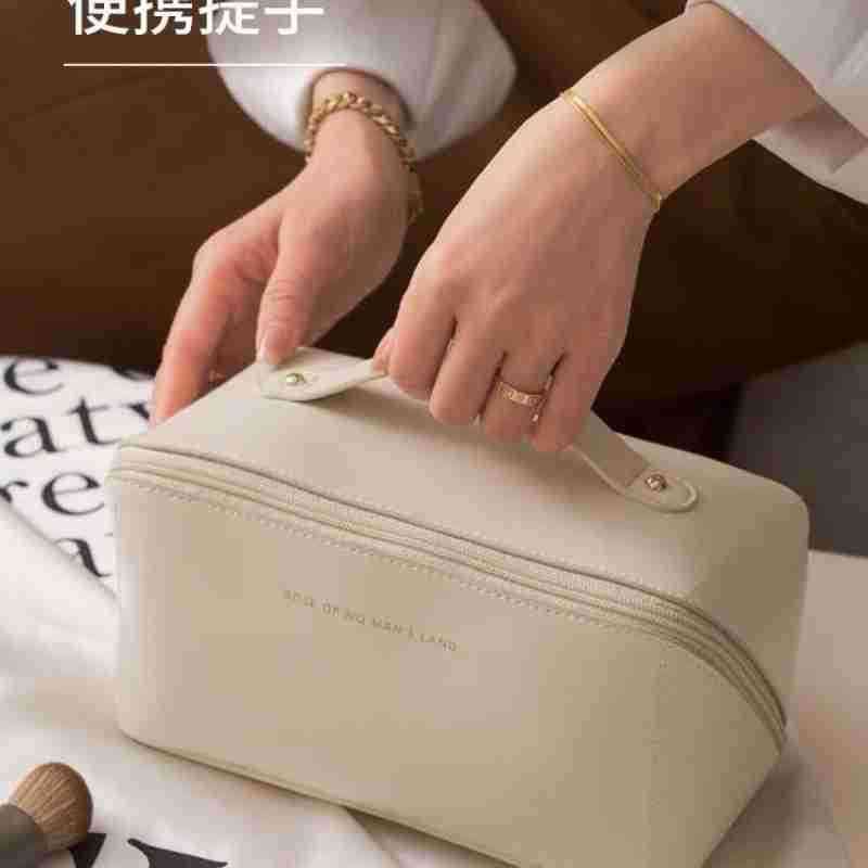 Picture of Cosmetic Bag Women's High-end Sense 2022 New Large Capacity Convenient Cosmetic Case Travel Toiletry Bag Cosmetic Bag