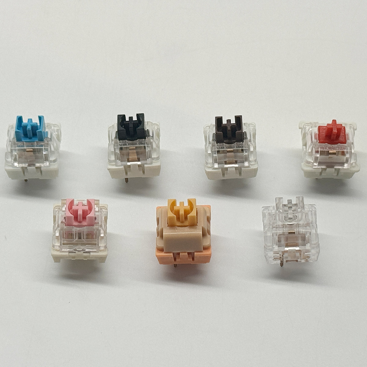 Picture of Mechanical keyboard paragraph linear axis body set 3PIN3 foot DIY customized pink yellow green black tea black cherry cross axis