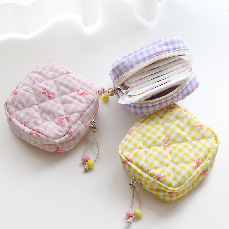 Cute Moon Bag Simple Girl's Portable Travel Cosmetics Storage Bag Auntie Napkin Sanitary Napkin Small Bag Cosmetic Bag