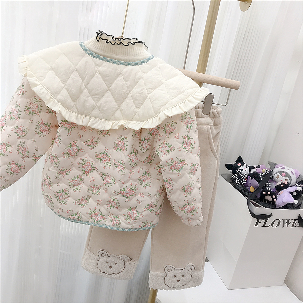 Picture of Girls' floral cotton-padded coat Winter Children's western style sweet large lapel quilted coat baby girls' warm cotton-padded coat foreign trade