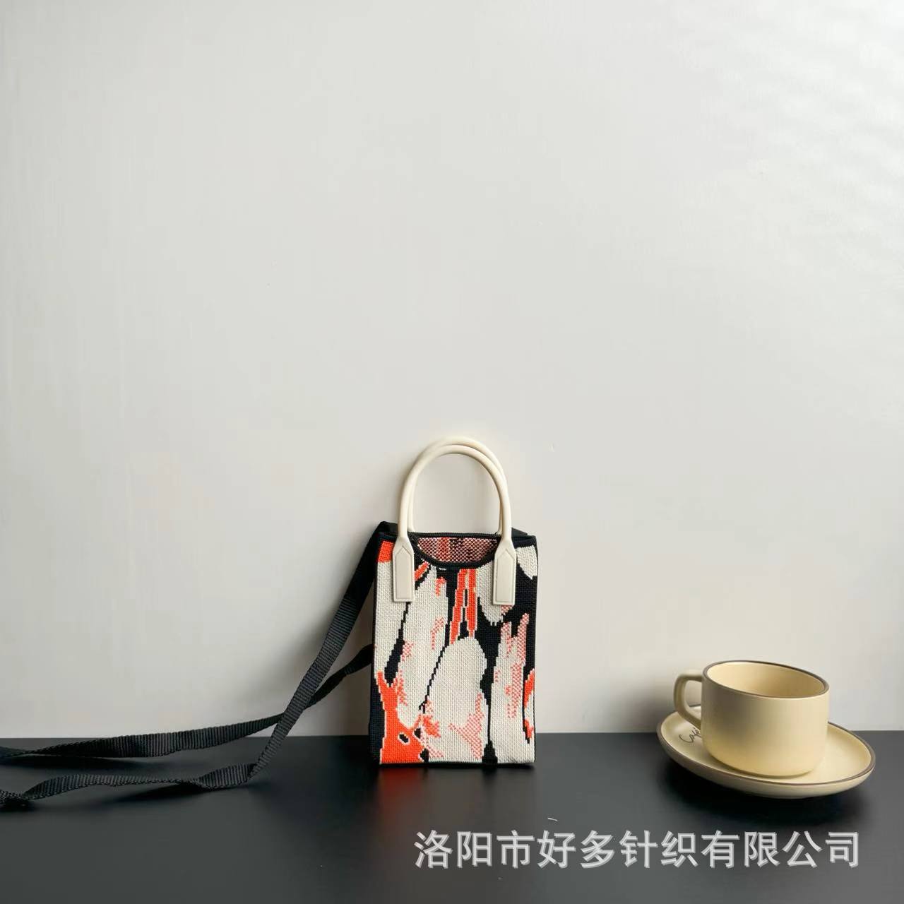 Picture of Advanced Sense Ins Mobile Phone Bag New Cartoon Knitted Bag Dopamine Niche All-match Crossbody Shoulder Bag Handbag