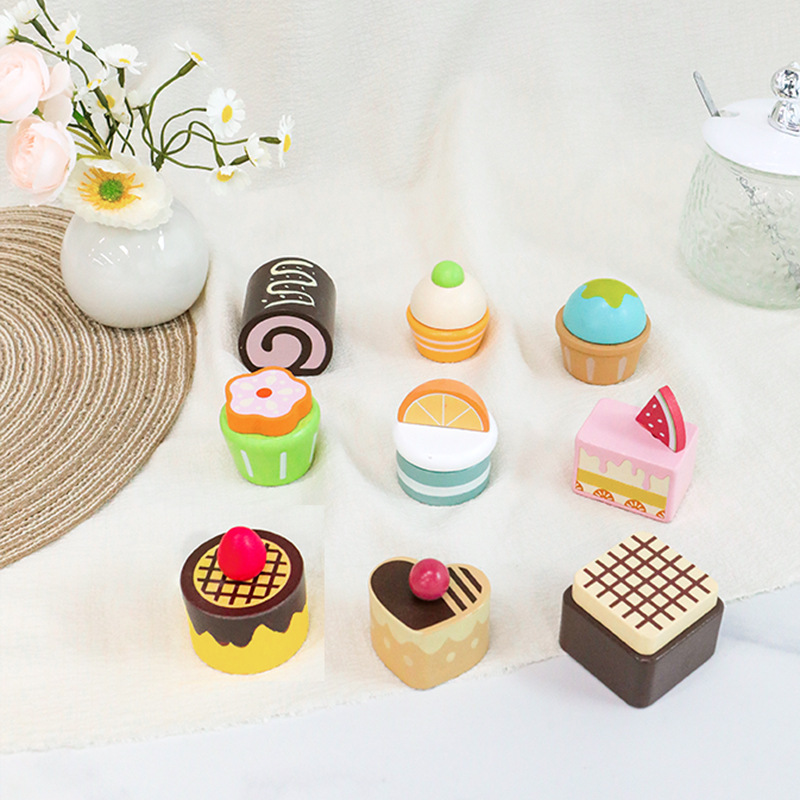 Picture of New wooden play house juicer children's simulation juicer parent-child interaction baby sharing toy kindergarten