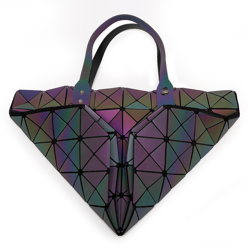 Picture of Luminous geometric bag ladies 2020 New changeable folding portable shoulder bag 7*8 Direct free agent