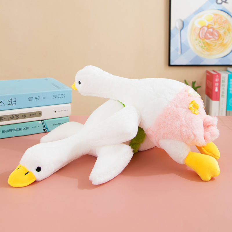 Picture of Factory wholesale eight inch grab doll 25cm down cotton plush toy doll machine doll wedding throw puppet