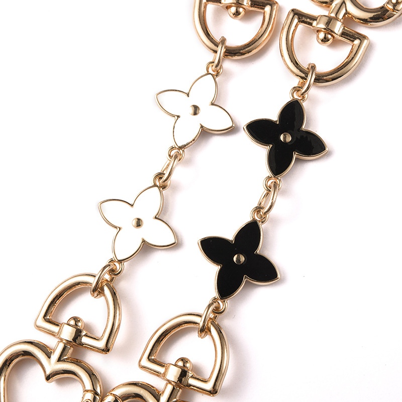 Picture of Sp-81 Is Suitable for Bag Shoulder Strap Modification, Four-Leaf Clover Pendant Extension Strap, DIY Luggage Accessories, Single Purchase Pendant