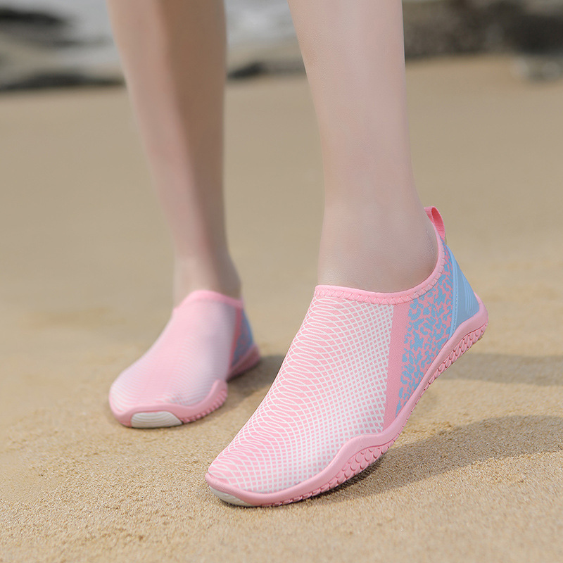 Picture of Couple's Beach Socks Shoes Diving Snorkeling Wading Tracing Swimming Shoes Soft Shoes Men's and Women's Anti-Cut Bare Foot Skin Shoes