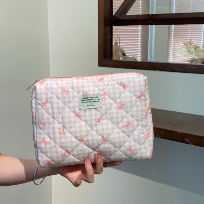 Picture of Simple bow travel portable cosmetic bag large capacity high-end feeling ins high-value cosmetic bag a batch
