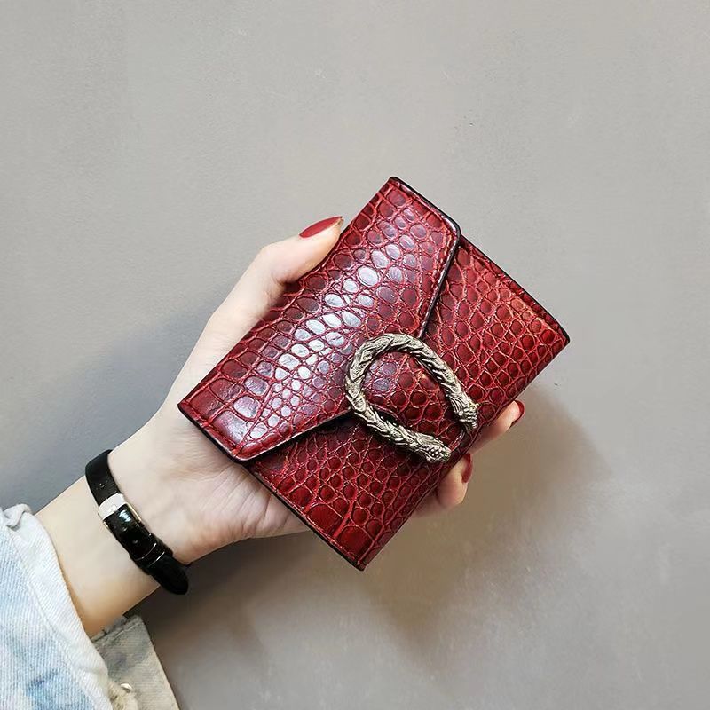 Picture of New Wallet Female Student Folding Super Small Coin Purse Fashionable Crocodile Pattern Multi-Card Small Card Bag Simple Clutch Bag
