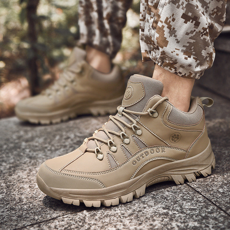 Picture of 2022 New Trendy Large Size Men's Hiking Shoes Fashionable Hiking Shoes Military Boots Non-slip Wear-resistant Outdoor Shoes Men's Shoes Jinjiang