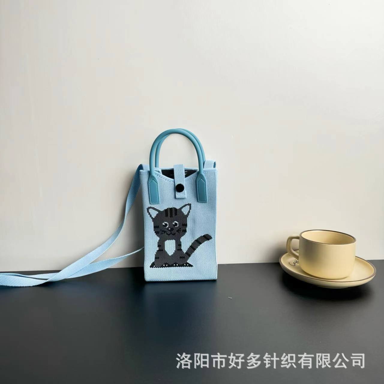 Picture of Advanced Sense Ins Mobile Phone Bag New Cartoon Knitted Bag Dopamine Niche All-match Crossbody Shoulder Bag Handbag