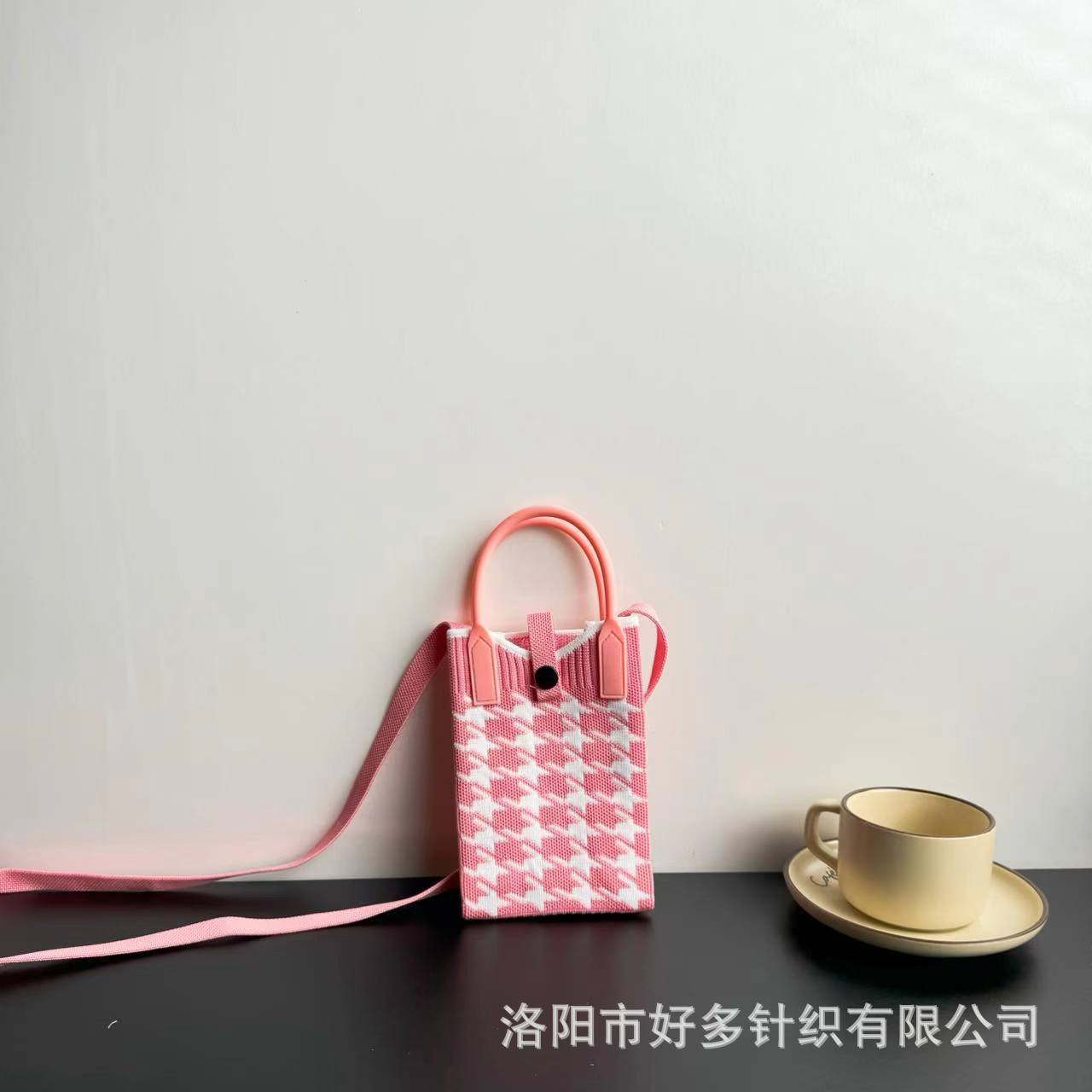 Picture of Advanced Sense Ins Mobile Phone Bag New Cartoon Knitted Bag Dopamine Niche All-match Crossbody Shoulder Bag Handbag