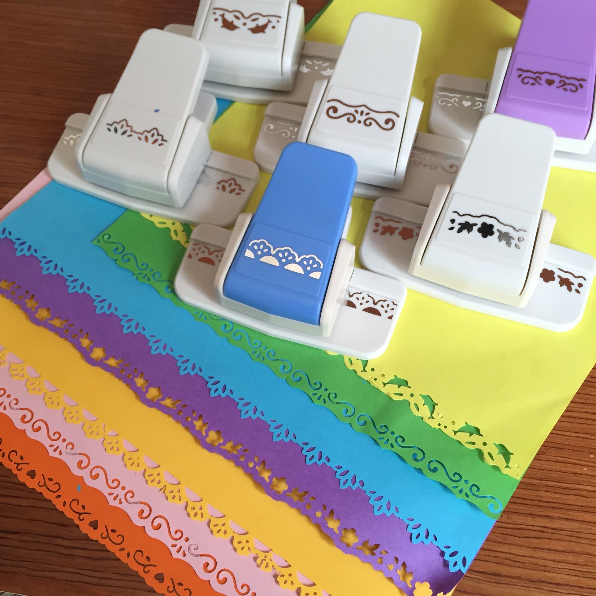 Picture of Embossing device kindergarten children DIY making tool printing machine edge pattern hollow edge beating device toy