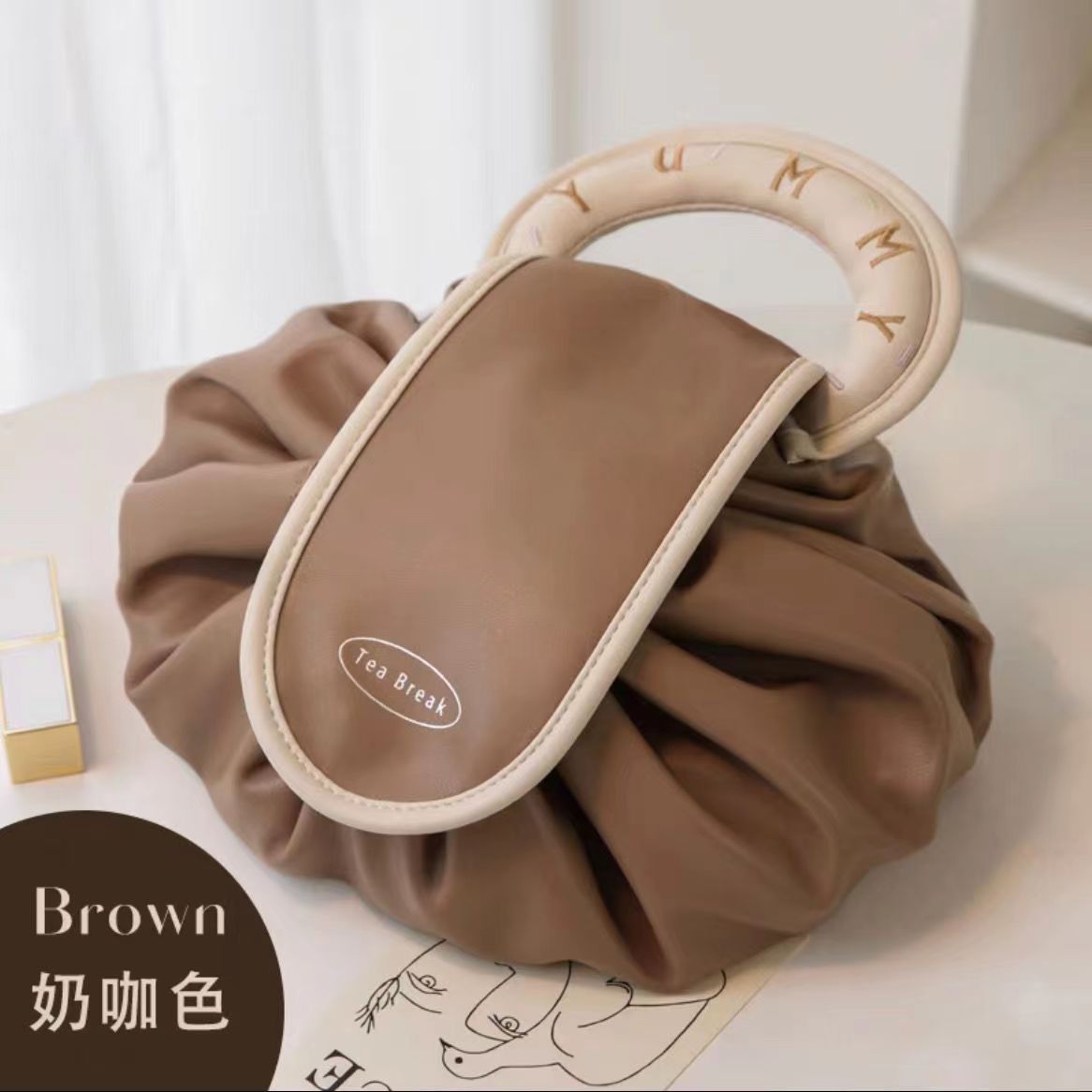 Picture of High-value Cosmetic Bag Wash Bag Large Capacity Waterproof Portable Storage Bag Oversized High-end Light Luxury Niche Travel Bag