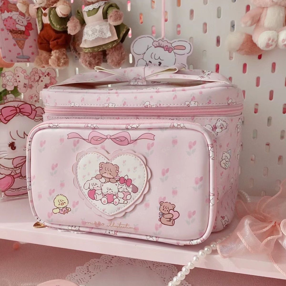 Picture of Cosmetic Bag Large 2024 New Simple Storage Bag Large Capacity Fresh and Cute Small Animal Square Bag Handbag