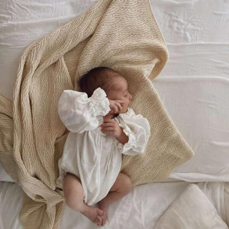Picture of Cross-border ins European and American Climbing Wear Long-sleeved jumpsuit Solid Color Linen Hatshirt Wrap Baby Girl Baby Clothes