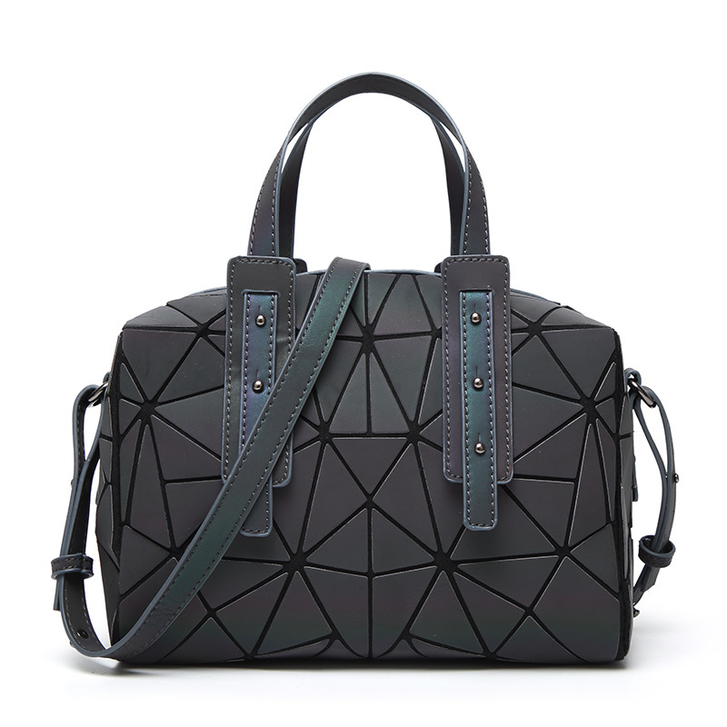 Luminous chaos triangle four-corner bag rhombus geometric bag irregular handbag 2020 new women's bag a generation of hair
