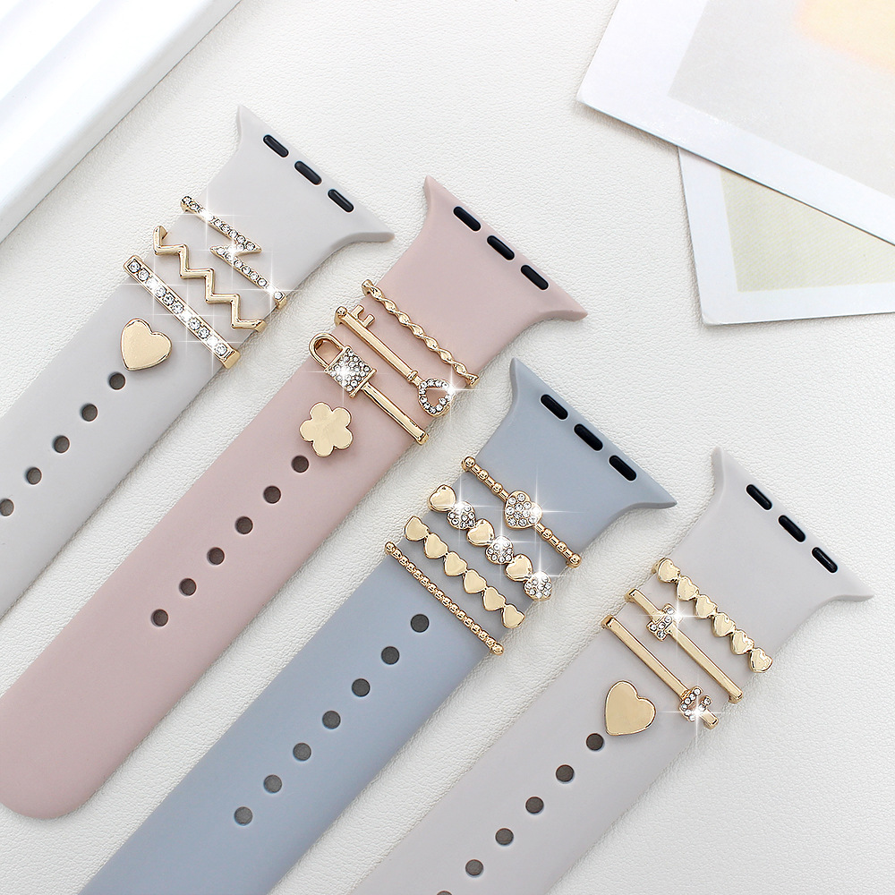 For Apple Watch Watch Watch Watch Watch Watch With Universal Silicone Strap Diamond Love Decoration