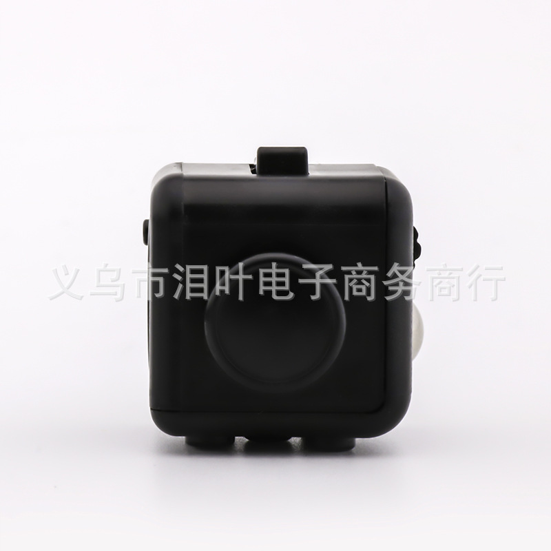 Picture of Cross-Border Decompression Rubik's Cube Infinite Magic Cube Finger Decompression Dice New and Unique Vent Toy Fidget Cube