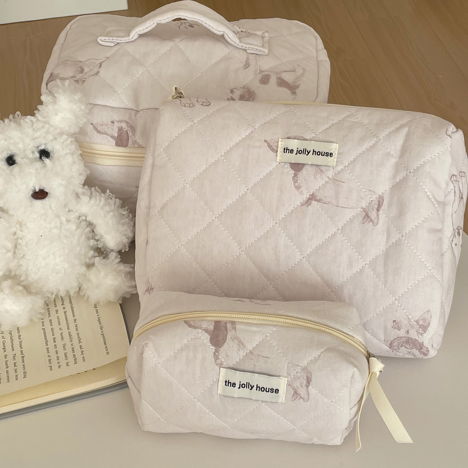 Multiple Puppies Makeup Bag Milk Tea Color Storage Bag for Students Korean Style Soft Wash Bag Portable Quilted Bag