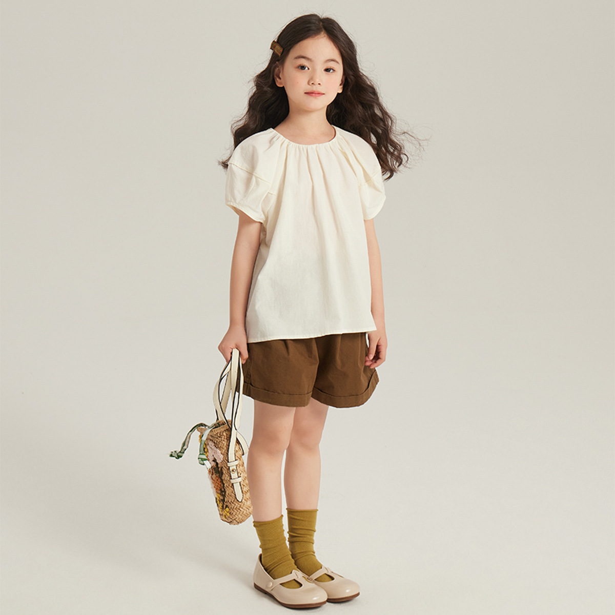 Picture of Korean style elegant sweet style girls' puff sleeve T-shirt refreshing and comfortable girls' small shirt 2024 Summer cotton shirt
