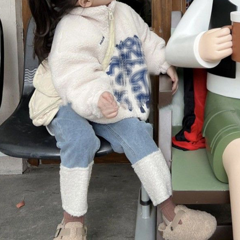 Picture of Girls' fleece-lined jeans one-piece velvet thickened 2023 new baby Western style trousers children's autumn and winter slim pants